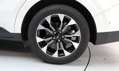 Kia Canival 2023, 49748 км, за 18201.9 USD - фото 21