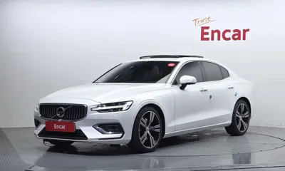 Volvo S60 · 2020 год