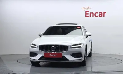 Volvo S60 2020, 130502 км, за 13355.06 USD
