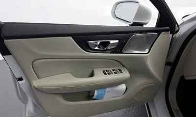 Volvo S60 2020, 130502 км, за 13355.06 USD - фото 24