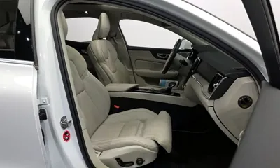 Volvo S60 2020, 130502 км, за 13355.06 USD - фото 26