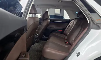 Hyundai Grandeur 2023, 44707 км, за 21524.22 USD - фото 13