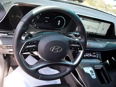 Hyundai Grandeur 2020, 51167 км, за 14966.52 USD - фото 8