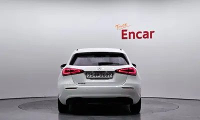 Mercedes-Benz A-Class 2019, 56600 км, за 11626.37 USD