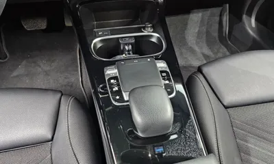 Mercedes-Benz A-Class 2019, 56600 км, за 11626.37 USD - фото 19