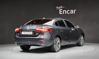 Renault-KoreaSamsung SM3 2015, 69788 км, за 3239.03 USD