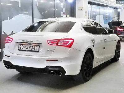 Maserati Ghibli 2019, 118080 км, за 16121.69 USD