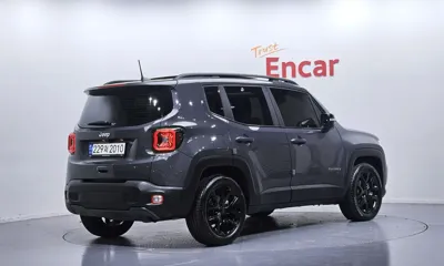 Jeep Renegade 2023, 15137 км, за 19500.28 USD