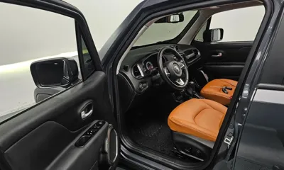 Jeep Renegade 2023, 15137 км, за 19500.28 USD - фото 11