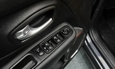 Jeep Renegade 2023, 15137 км, за 19500.28 USD - фото 17