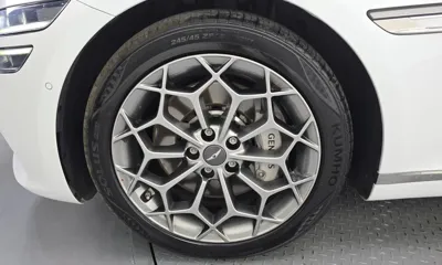 Genesis G80 2022, 81971 км, за 24156.49 USD