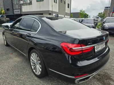 BMW 7-Series 2016, 257501 км, за 8990.23 USD - фото 9