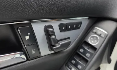 Mercedes-Benz C-Class 2011, 136199 км, за 3178.81 USD - фото 16