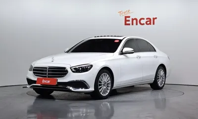 Mercedes-Benz E-Class · 2022 год