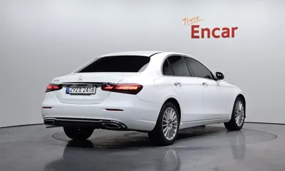 Mercedes-Benz E-Class 2022, 74504 км, за 22149.85 USD