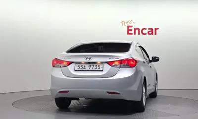 Hyundai Avante 2012, 109645 км, за 2619.14 USD