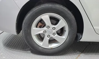 Hyundai Avante 2012, 109645 км, за 2619.14 USD