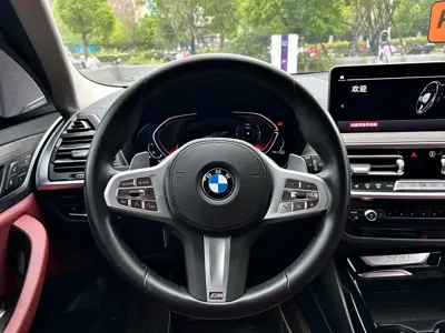 BMW X3 2022, 38000 км, за 19496.38 USD