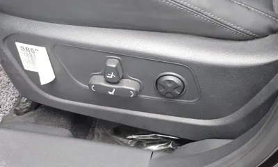 KG_Mobility_Ssangyong TIBOLI 2020, 20755 км, за 9058.68 USD - фото 28