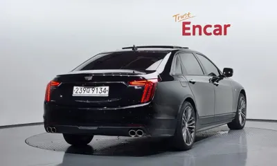 Cadillac CT6 2019, 165893 км, за 16225.15 USD