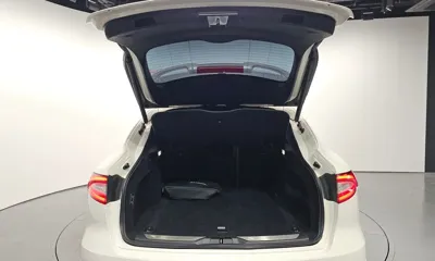 Maserati Levante 2020, 24773 км, за 35629.11 USD - фото 20
