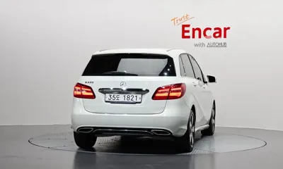 Mercedes-Benz B-Class 2018, 31354 км, за 9967.43 USD