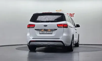 Kia Canival 2016, 185807 км, за 6435.67 USD