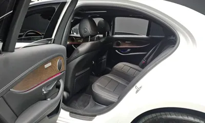 Mercedes-Benz E-Class 2022, 16039 км, за 30249.83 USD - фото 19