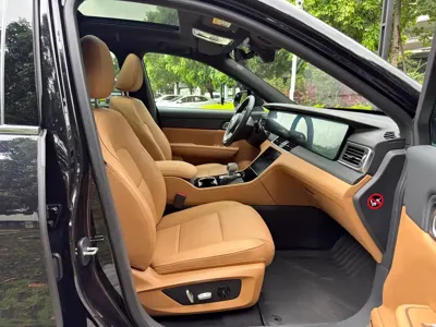 Li Auto Li ONE 2021, 47000 км, за 18510.53 USD - фото 10