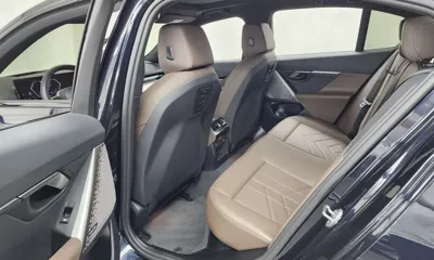 BMW 5-Series 2024, 22636 км, за 40958.5 USD - фото 26