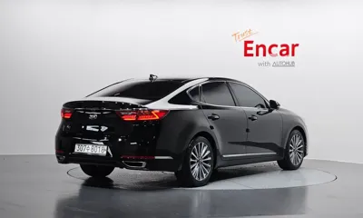 Kia K7 2019, 52029 км, за 10353.58 USD