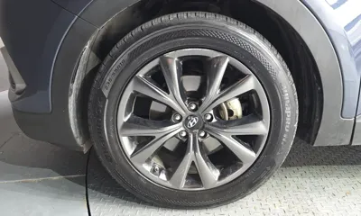 Hyundai Santafe 2017, 179982 км, за 6825.71 USD