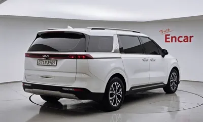 Kia Canival 2023, 75069 км, за 16083.86 USD