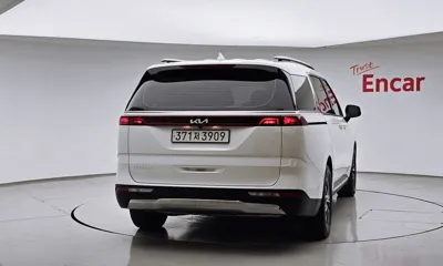 Kia Canival 2023, 75069 км, за 16083.86 USD