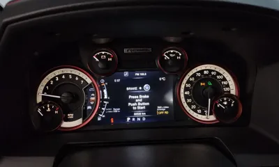 Dodge Ram Pick Up 2015, 82528 км, за 22061.44 USD - фото 8