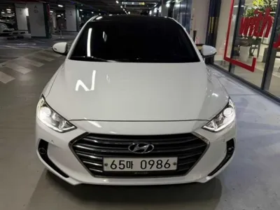 Hyundai Avante · 2016 год