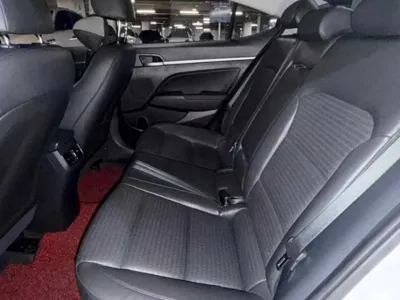 Hyundai Avante 2016, 76704 км, за 7469.6 USD - фото 7