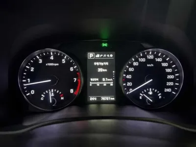 Hyundai Avante 2016, 76704 км, за 7469.6 USD - фото 9