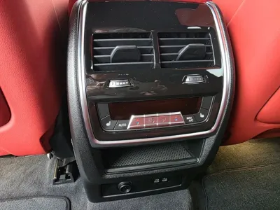 BMW XM 2026, 5100 км, за 134567.42 USD - фото 17