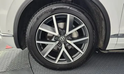 Volkswagen Touareg 2023, 47471 км, за 38476.73 USD