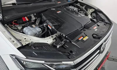 Volkswagen Touareg 2023, 47471 км, за 38476.73 USD - фото 6