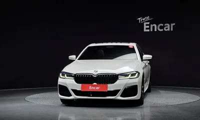 BMW 5-Series 2023, 36873 км, за 31456.93 USD