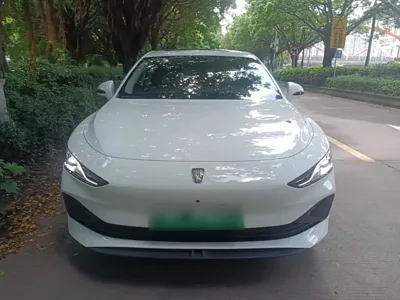 Roewe D7 2025, 7000 км, за 10396.46 USD