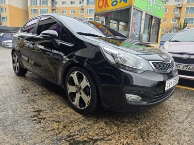 Kia Pride 2012, 120207 км, за 2345.56 USD