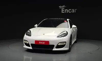 Porsche Panamera 2013, 136797 км, за 15534.12 USD