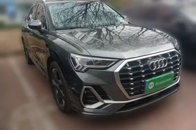 Audi Q3 2022, 40500 км, за 27976 USD