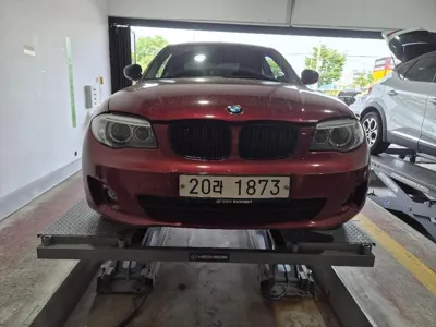 BMW 1-Series · 2011 год