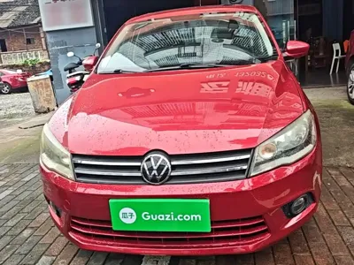 Volkswagen Jetta 2015, 128300 км, за 2956.62 USD