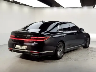 Genesis G90 2019, 250843 км, за 11892.96 USD