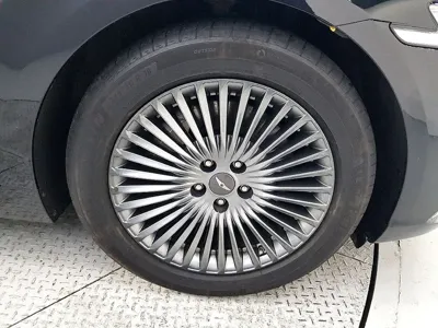 Genesis G90 2019, 250843 км, за 11892.96 USD - фото 20